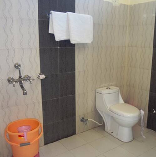Hotel Manju, Madhepura 4